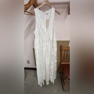 Southern Fried Chics - bridal white dress -Size Large